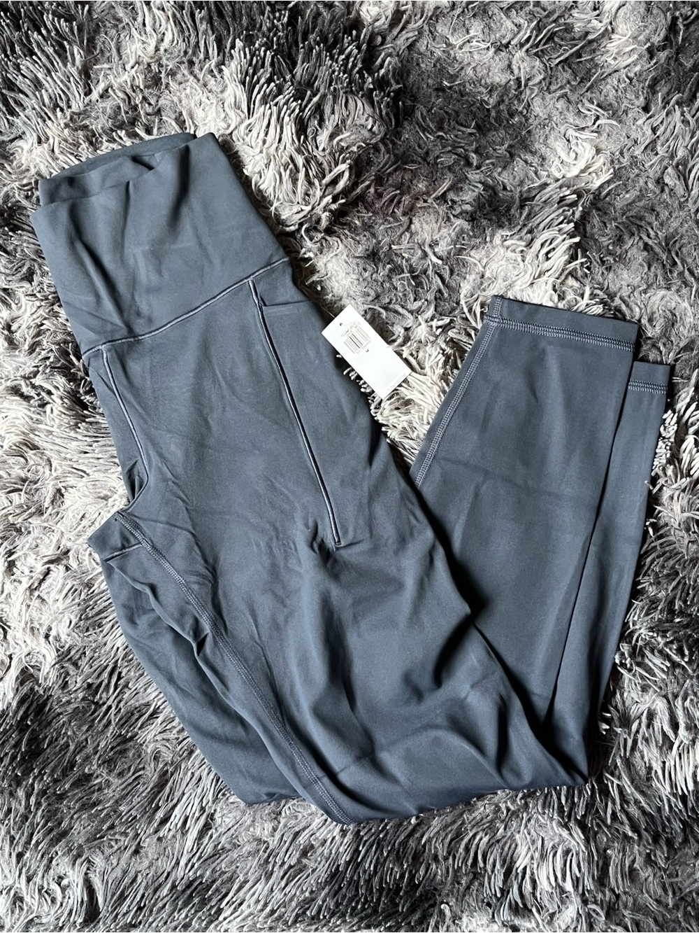 Old Navy Gray Extra High-Rise Pocket Leggings